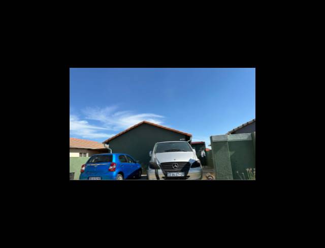 2 BEDROOM FREEHOLD FOR SALE IN WINDMILL PARK